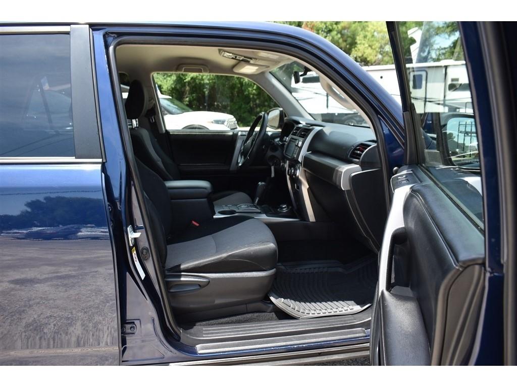 Toyota 4Runner 4WD 4dr V6 Trail Premium (Natl) 2015