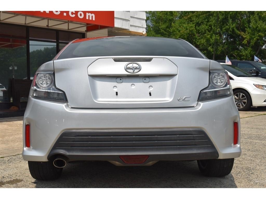 Scion tC 2dr HB Man (Natl) 2014