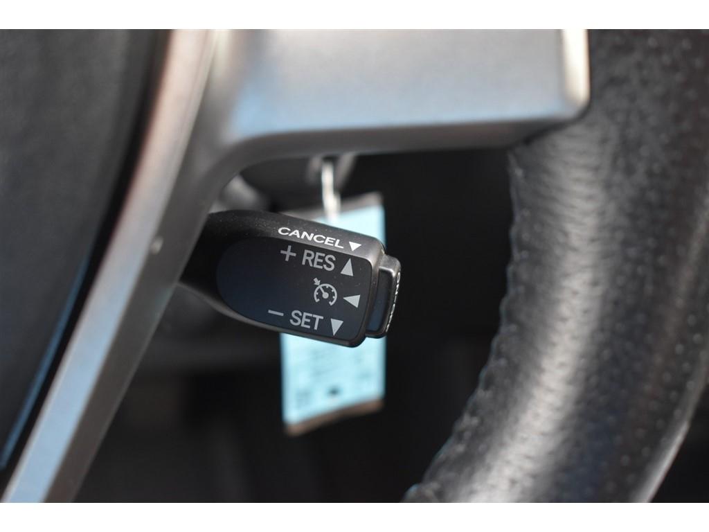Scion tC 2dr HB Man (Natl) 2014