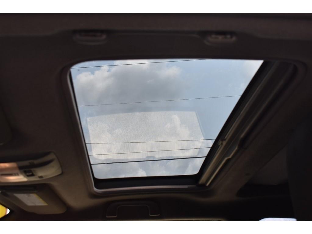 Scion tC 2dr HB Man (Natl) 2014
