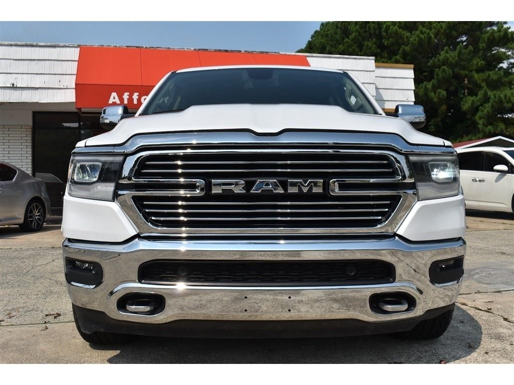 RAM 1500 Laramie 4x4 Crew Cab 5'7" Box 2020