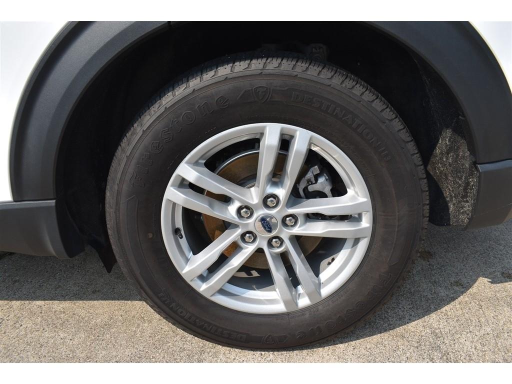 Ford Explorer XLT RWD 2023
