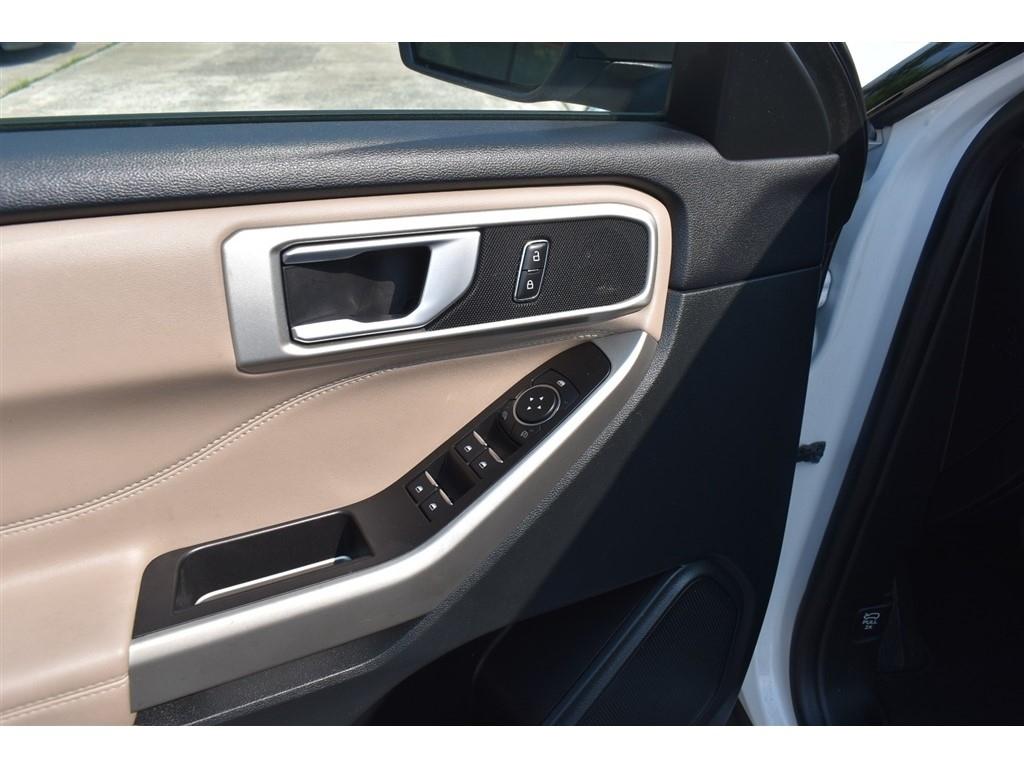 Ford Explorer XLT RWD 2023