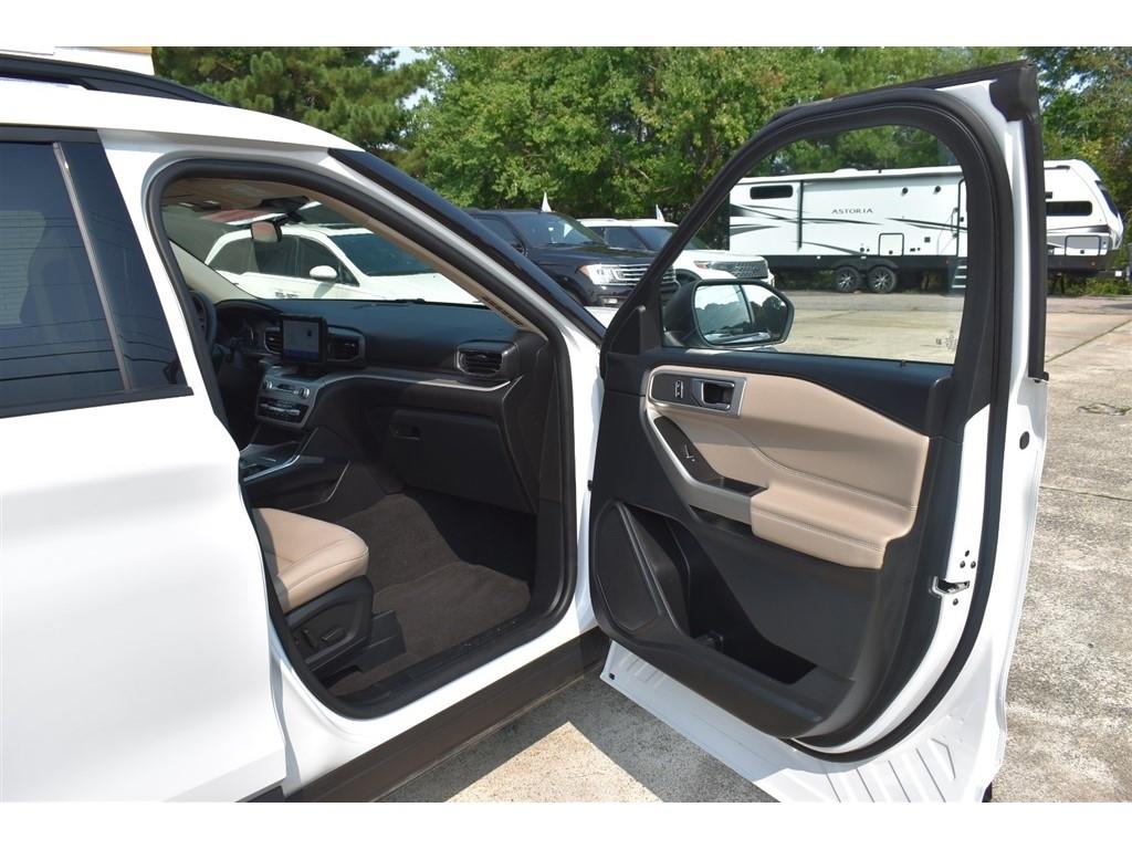 Ford Explorer XLT RWD 2023