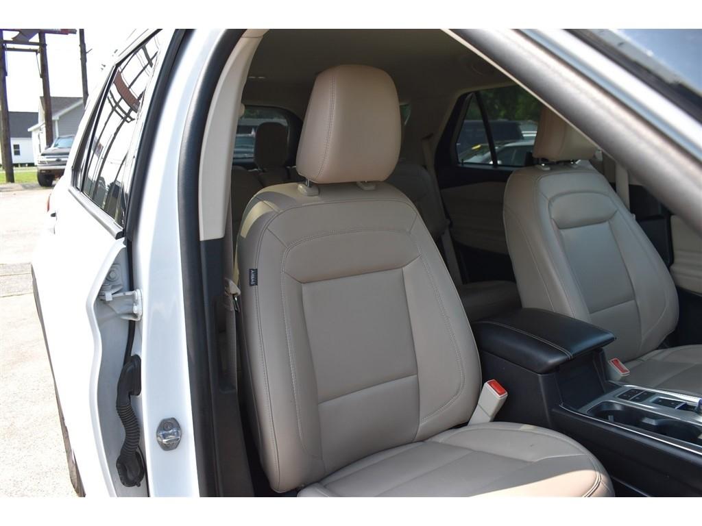 Ford Explorer XLT RWD 2023
