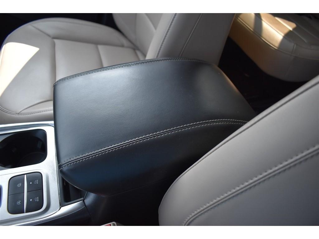 Ford Explorer XLT RWD 2023