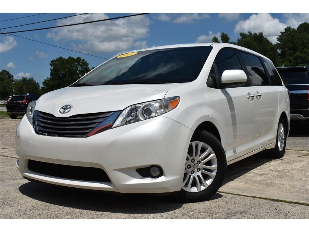 Toyota Sienna 5dr 8-Pass Van XLE Premium FWD (Natl) 2016