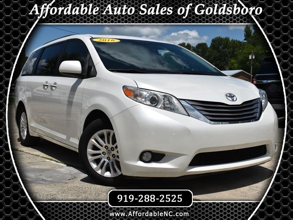 2016 Toyota Sienna 5dr 8-Pass Van XLE FWD (Natl)