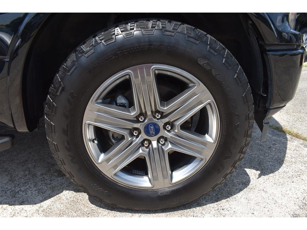 Ford F-150 Lariat 4WD SuperCrew 5.5' Box 2018