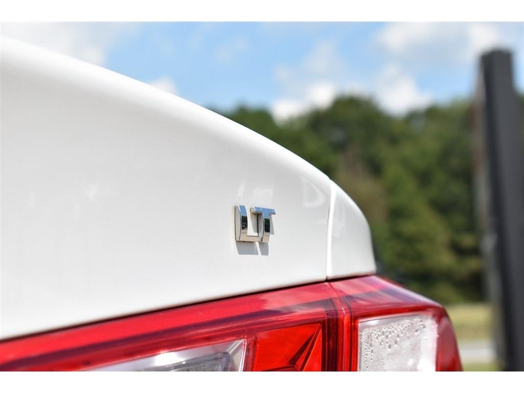 Chevrolet Malibu 4dr Sdn LT w/2LT 2016