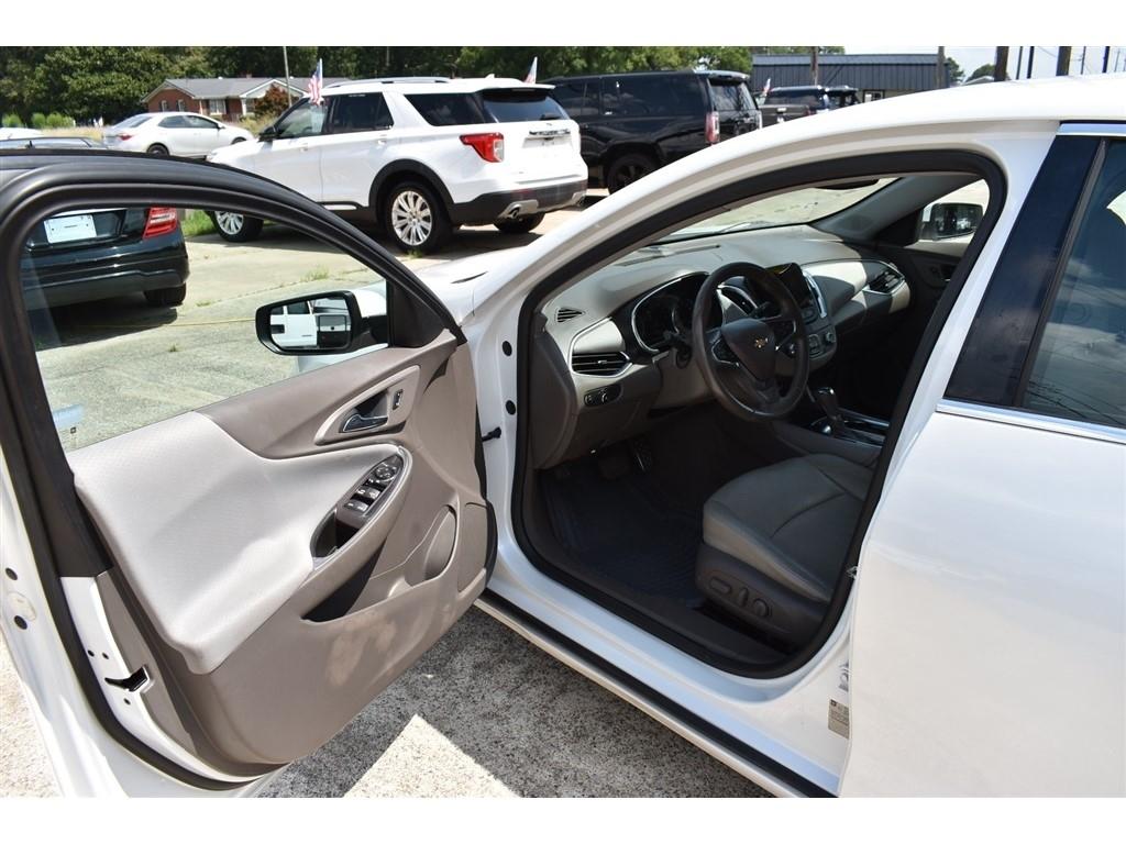 Chevrolet Malibu 4dr Sdn LT w/2LT 2016
