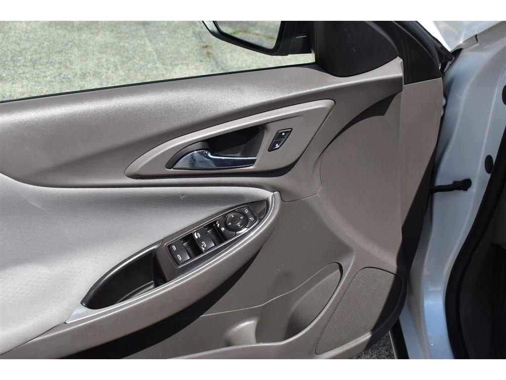 Chevrolet Malibu 4dr Sdn LT w/2LT 2016