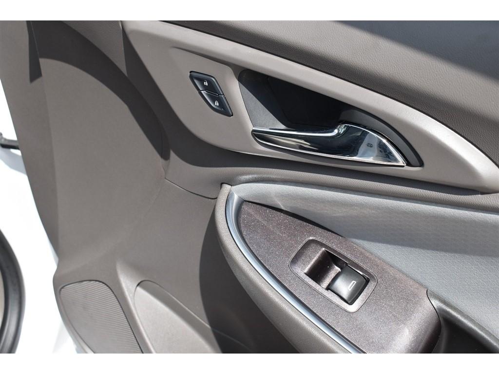 Chevrolet Malibu 4dr Sdn LT w/2LT 2016