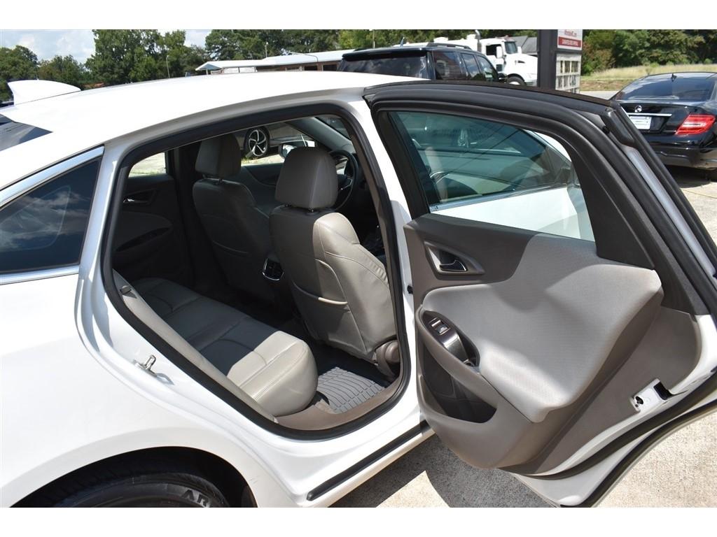 Chevrolet Malibu 4dr Sdn LT w/2LT 2016