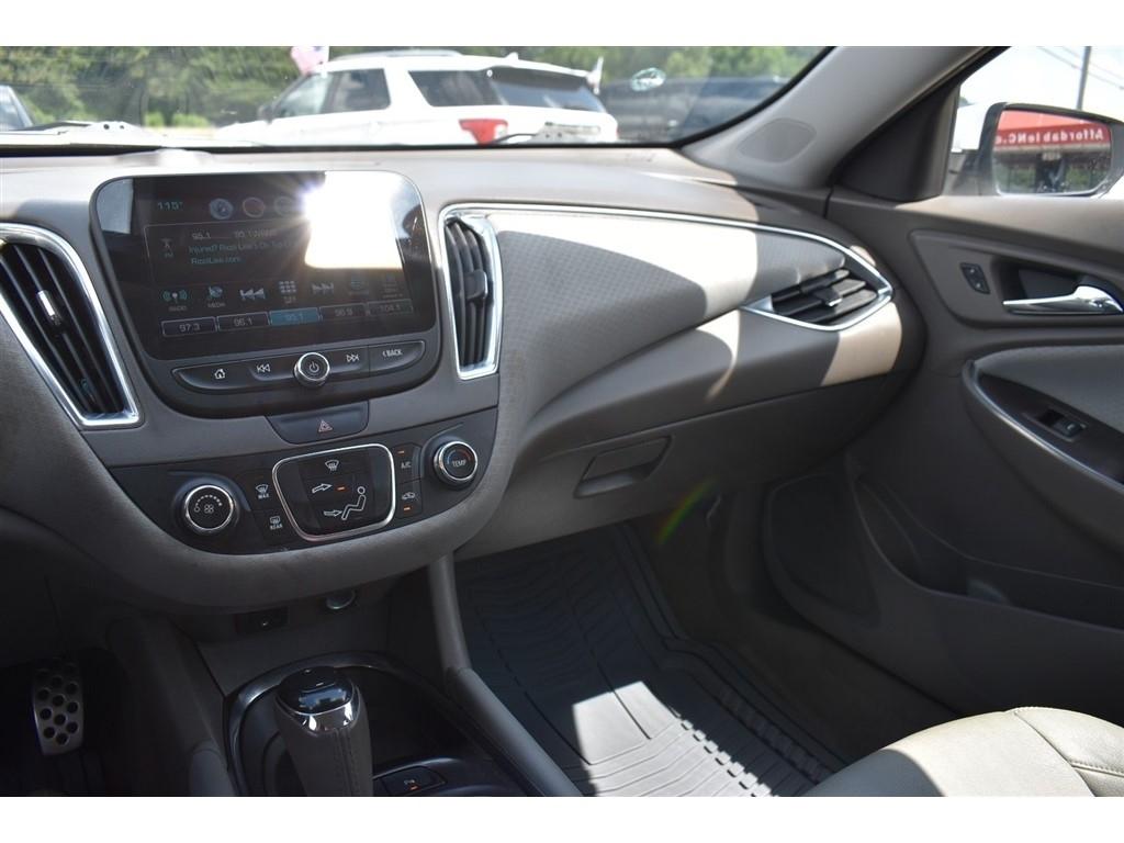 Chevrolet Malibu 4dr Sdn LT w/2LT 2016