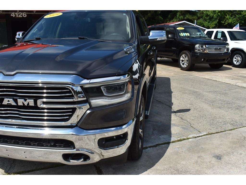RAM 1500 Laramie 4x4 Crew Cab 5'7" Box 2019