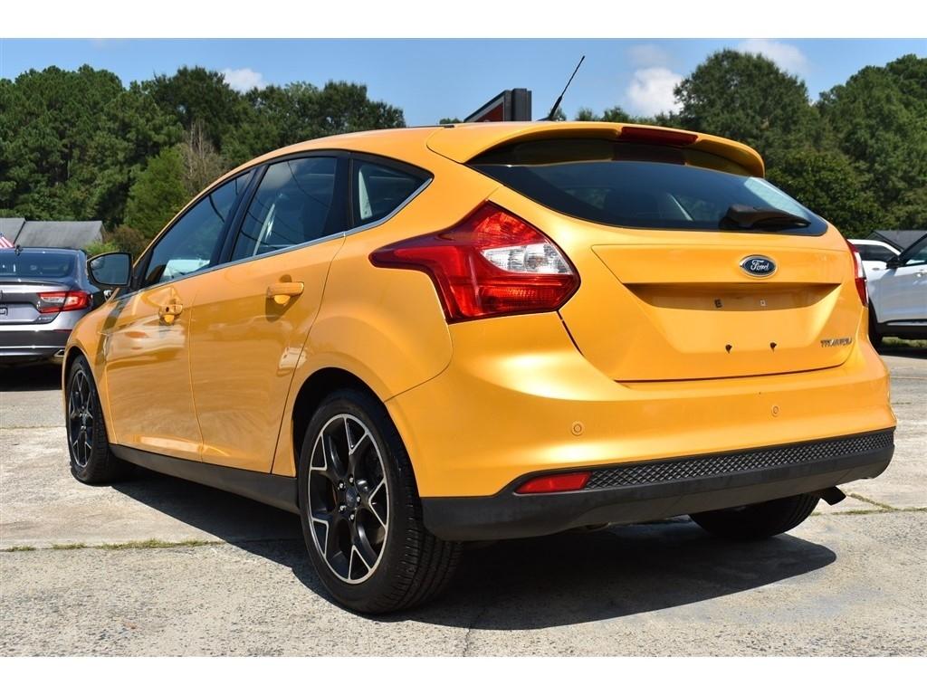 Ford Focus 5dr HB Titanium 2012