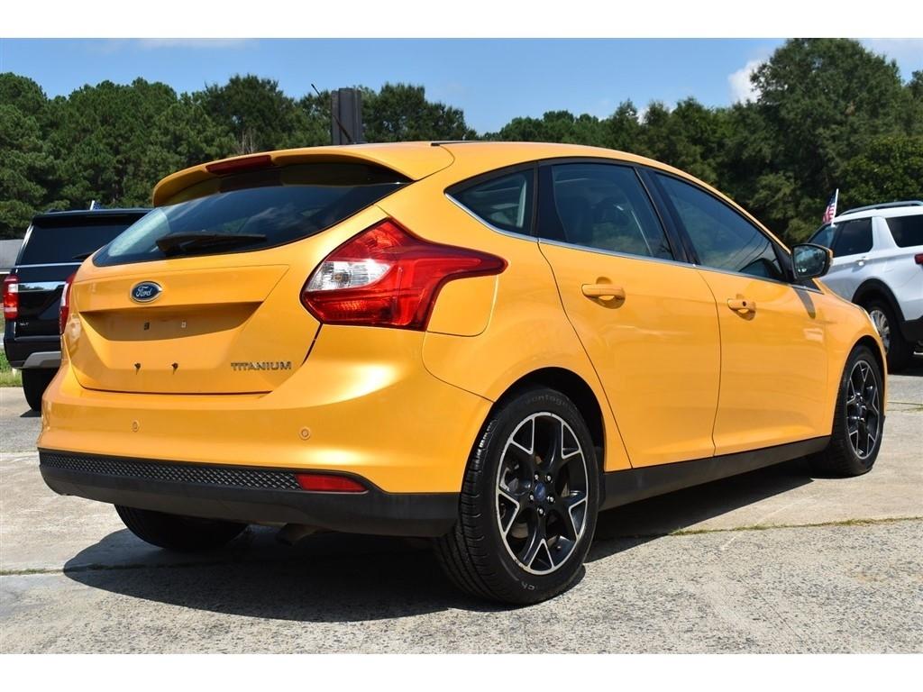Ford Focus 5dr HB Titanium 2012