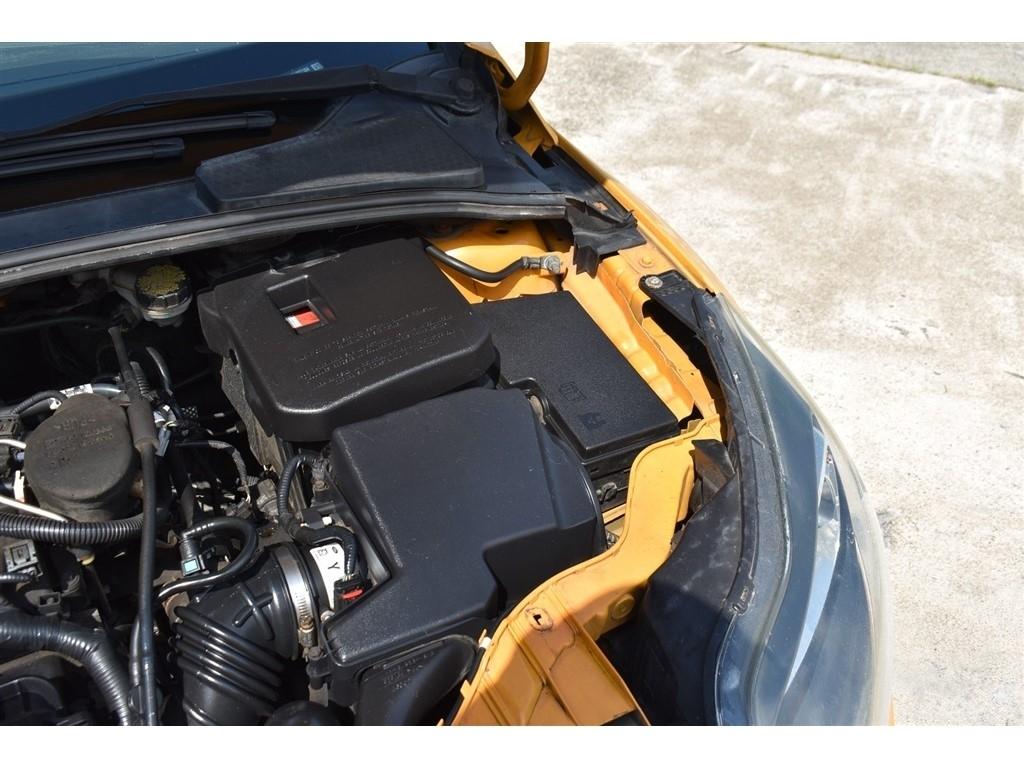 Ford Focus 5dr HB Titanium 2012