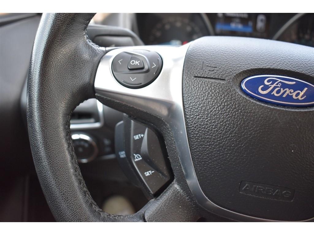 Ford Focus 5dr HB Titanium 2012