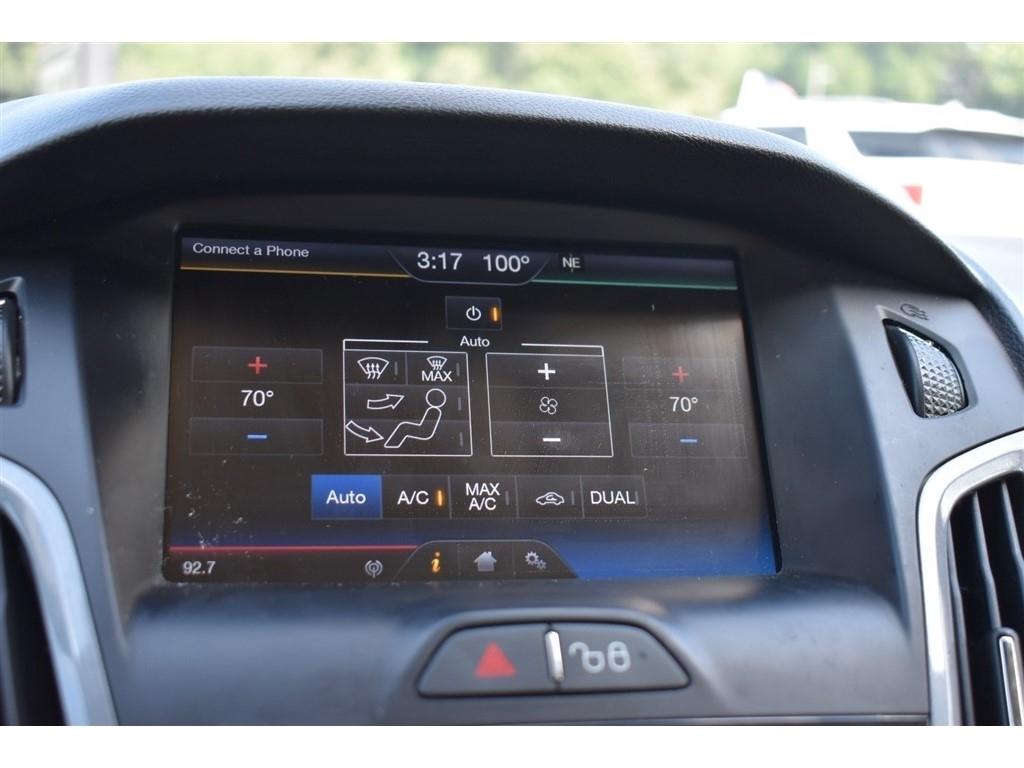 Ford Focus 5dr HB Titanium 2012