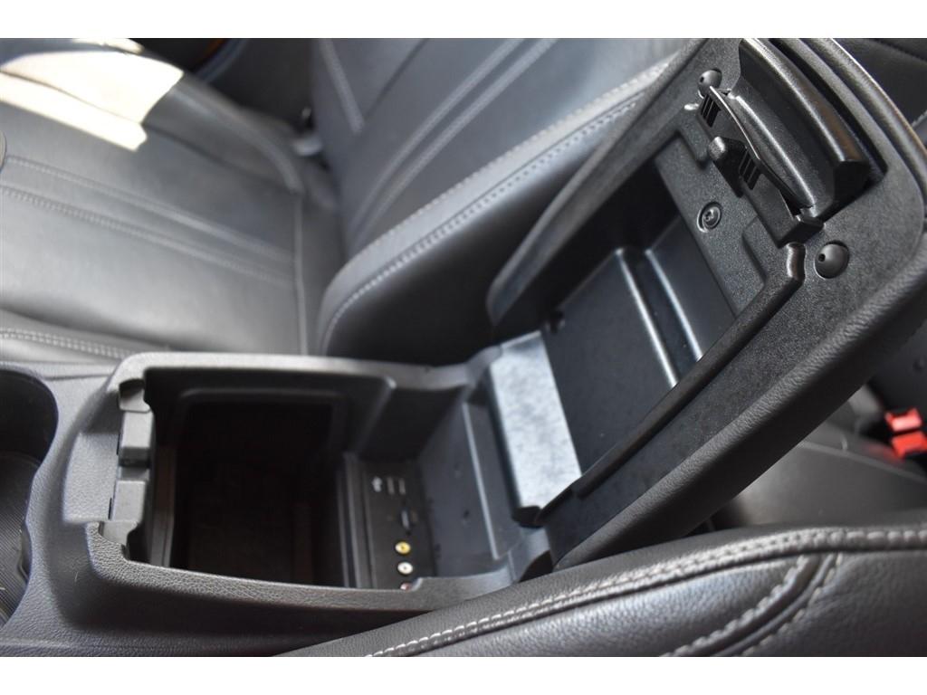 Ford Focus 5dr HB Titanium 2012