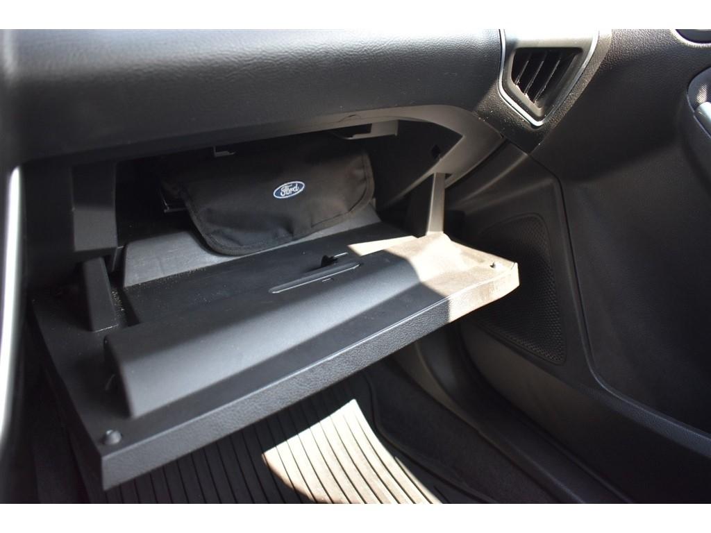 Ford Focus 5dr HB Titanium 2012