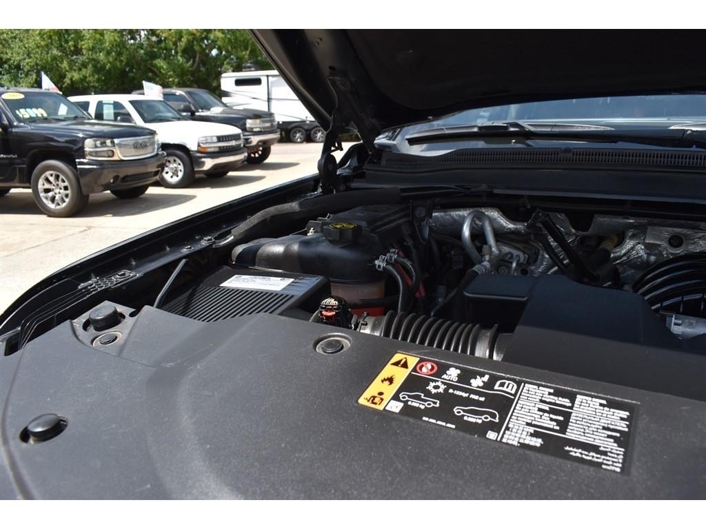 Chevrolet Tahoe 4WD 4dr Premier 2017