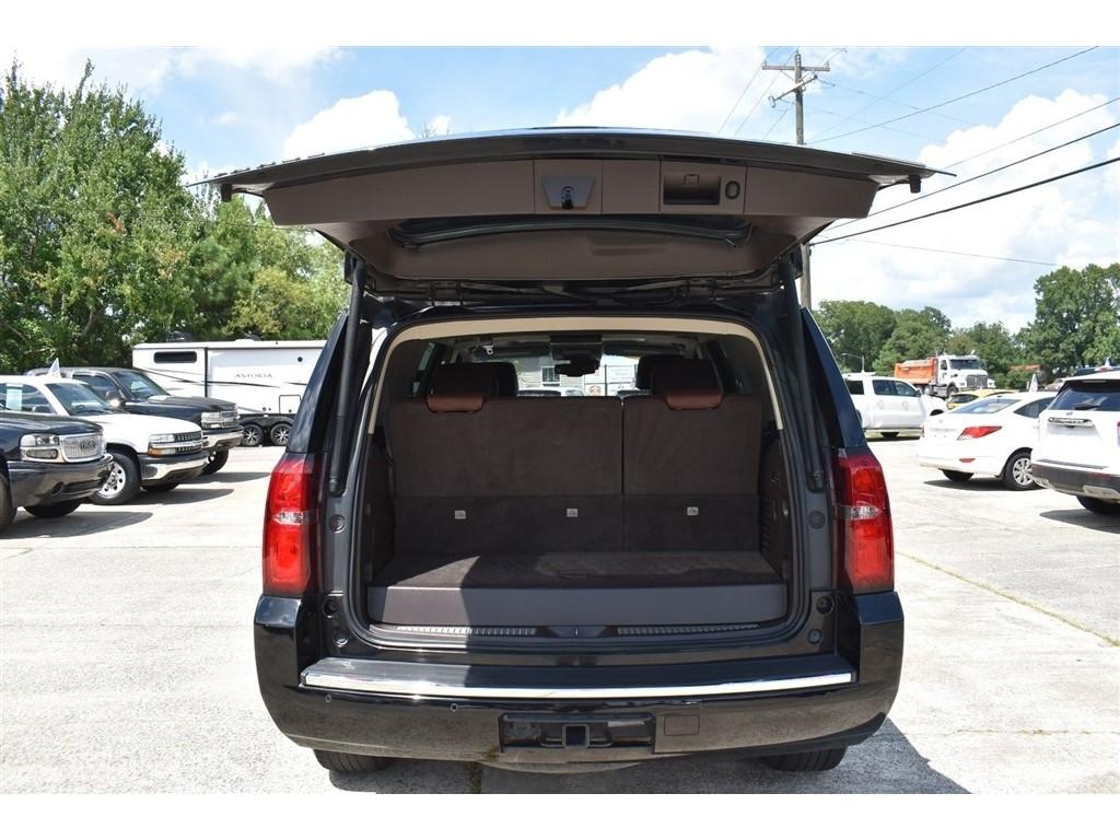 Chevrolet Tahoe 4WD 4dr Premier 2017