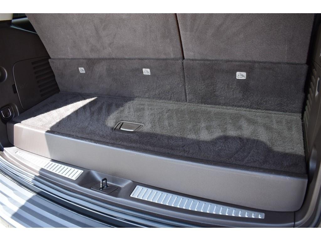 Chevrolet Tahoe 4WD 4dr Premier 2017