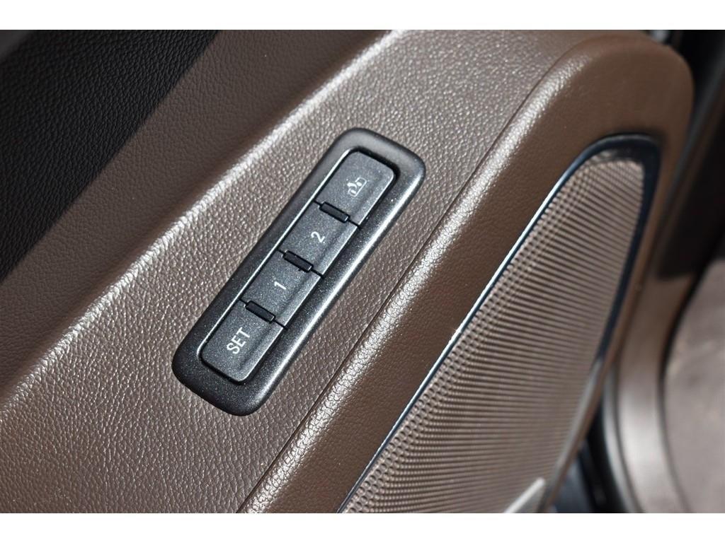 Chevrolet Tahoe 4WD 4dr Premier 2017