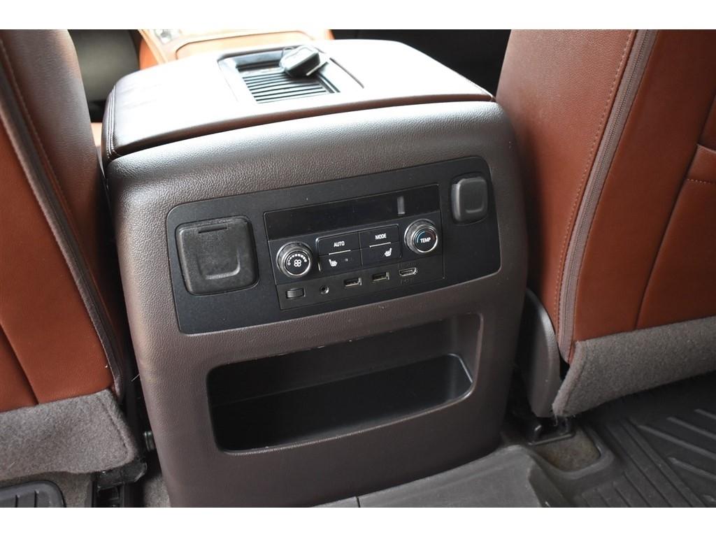Chevrolet Tahoe 4WD 4dr Premier 2017