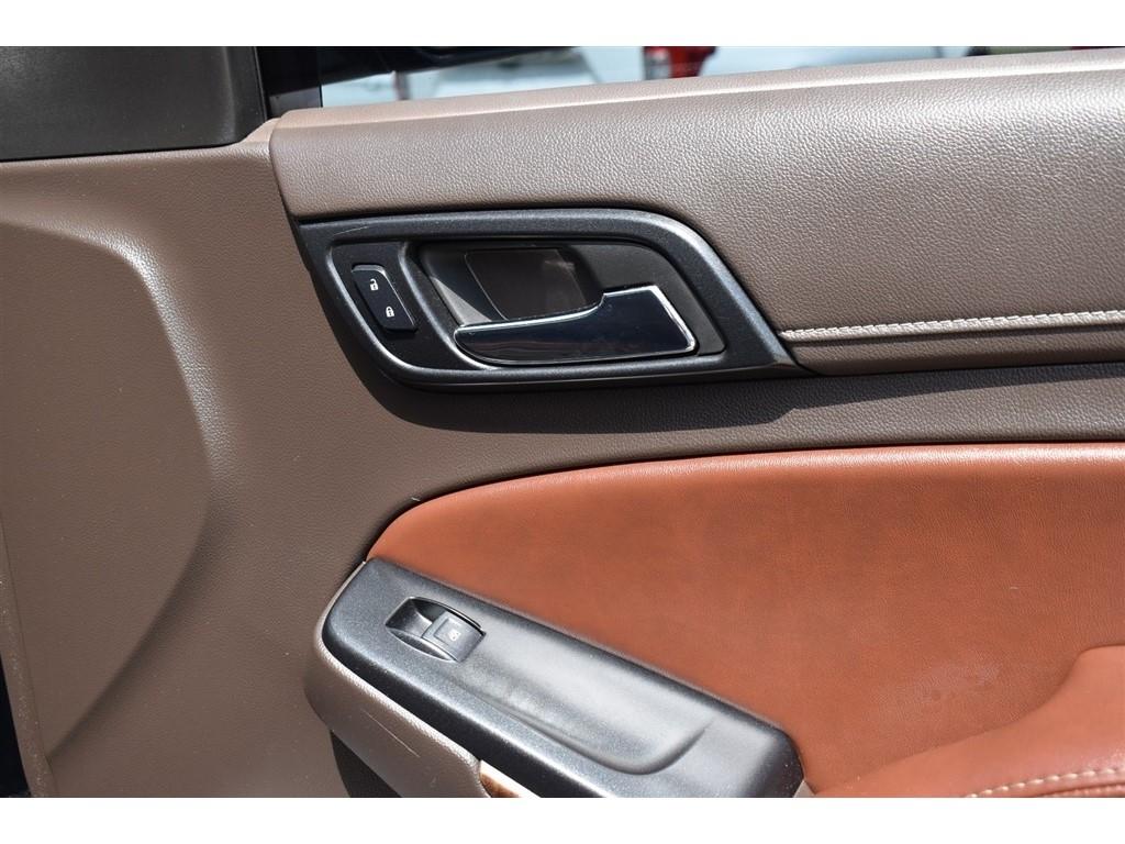 Chevrolet Tahoe 4WD 4dr Premier 2017