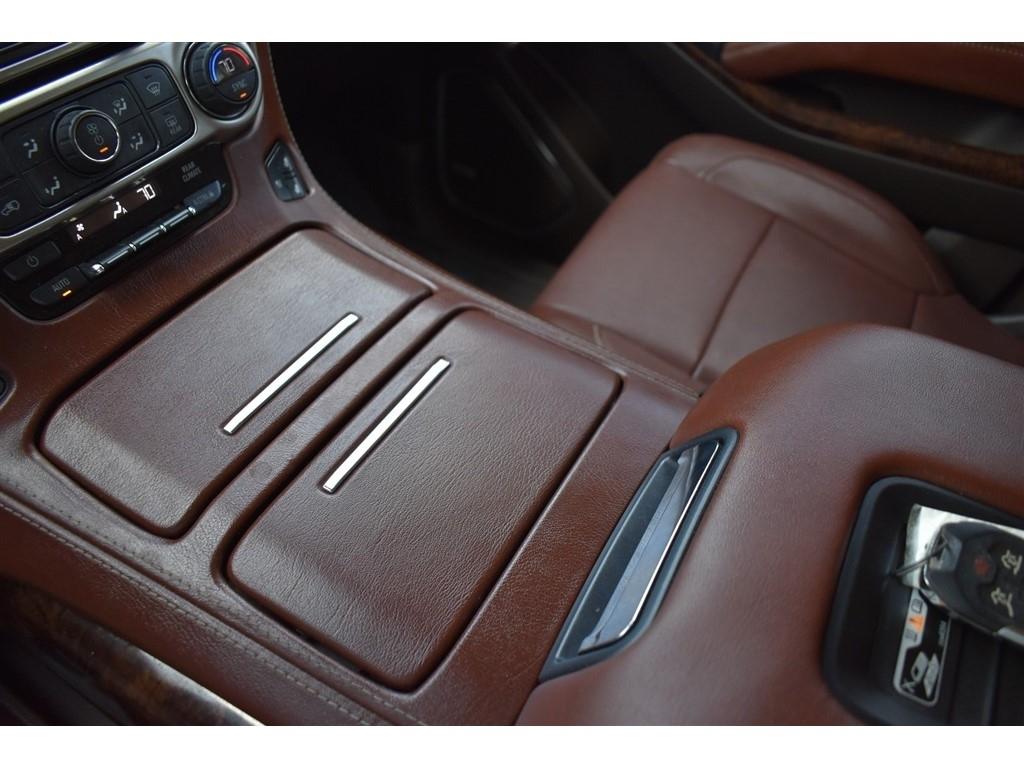 Chevrolet Tahoe 4WD 4dr Premier 2017
