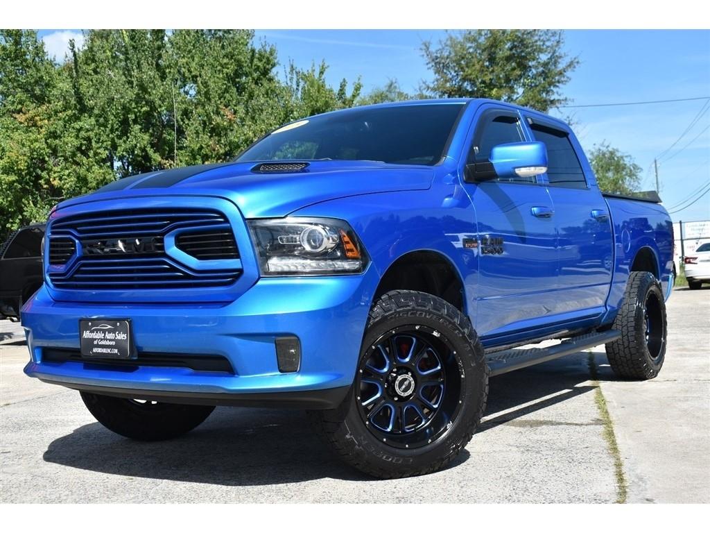 RAM 1500 Sport 4x4 Crew Cab 5'7" Box *Ltd Avail* 2018