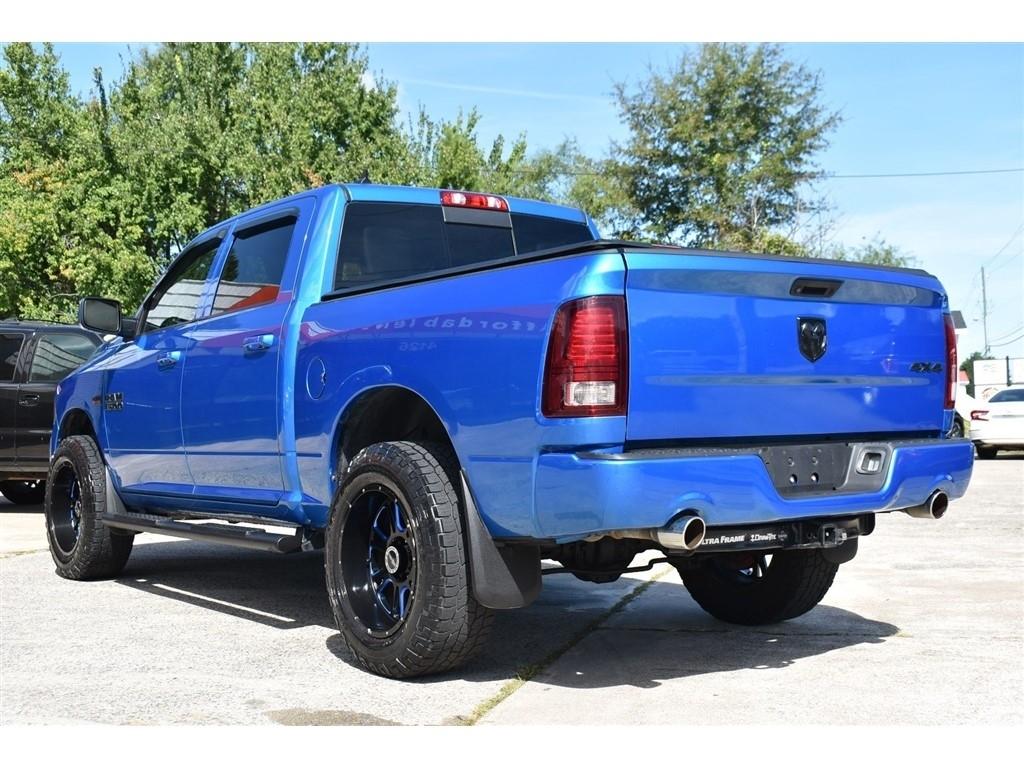 RAM 1500 Sport 4x4 Crew Cab 5'7" Box *Ltd Avail* 2018