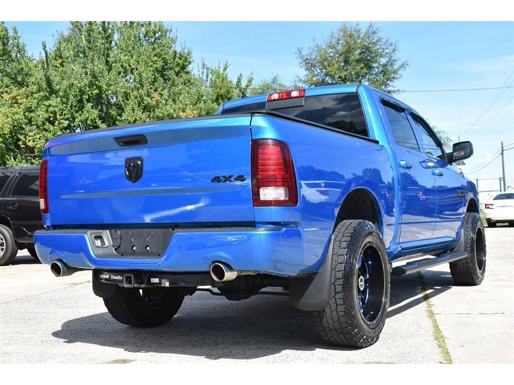 RAM 1500 Sport 4x4 Crew Cab 5'7" Box *Ltd Avail* 2018