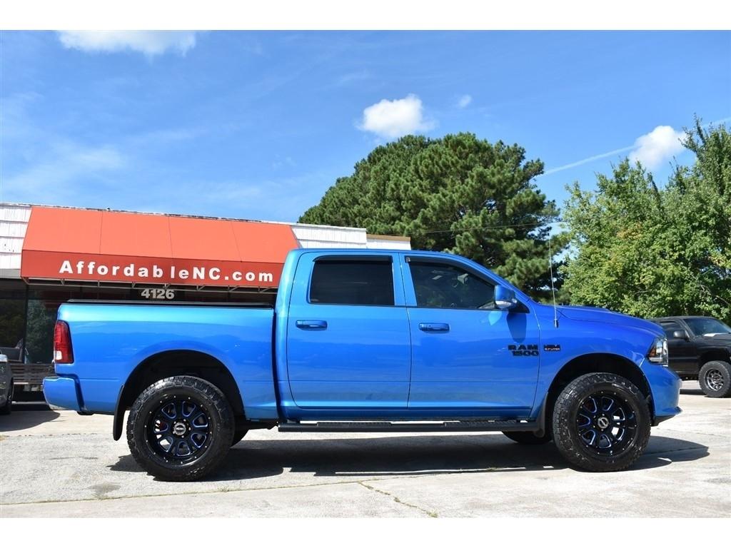 RAM 1500 Sport 4x4 Crew Cab 5'7" Box *Ltd Avail* 2018