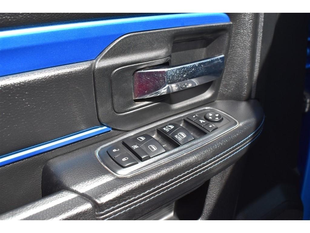 RAM 1500 Sport 4x4 Crew Cab 5'7" Box *Ltd Avail* 2018