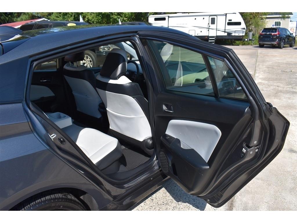 Toyota Prius Nightshade (Natl) 2022