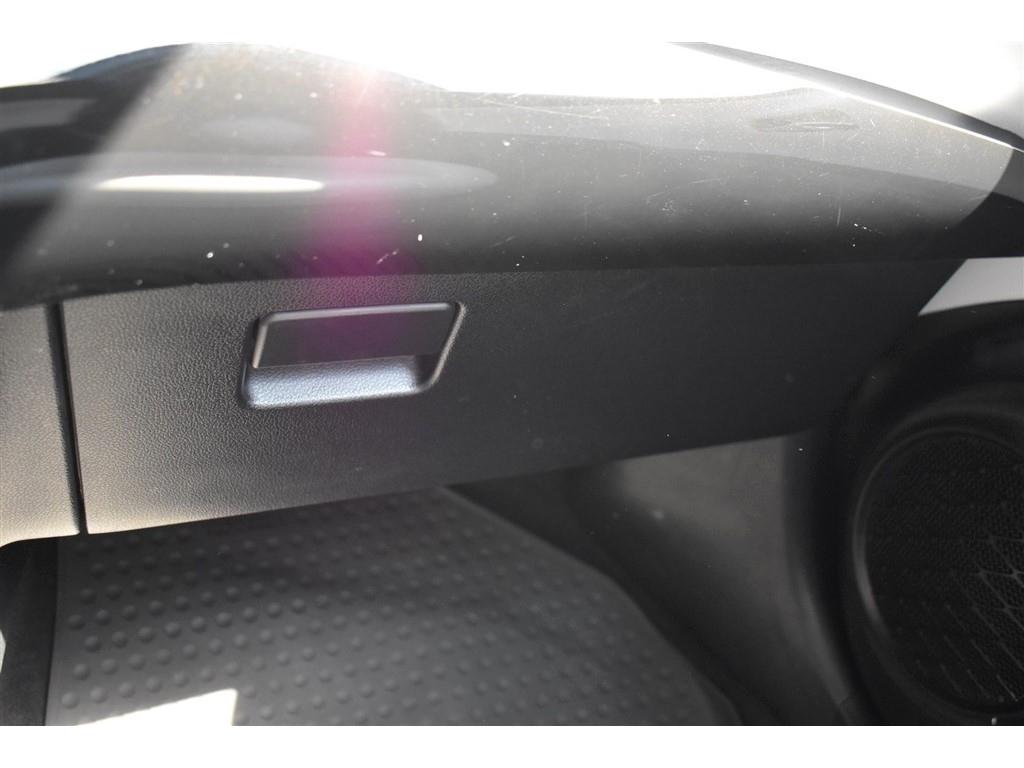 Toyota Prius Nightshade (Natl) 2022