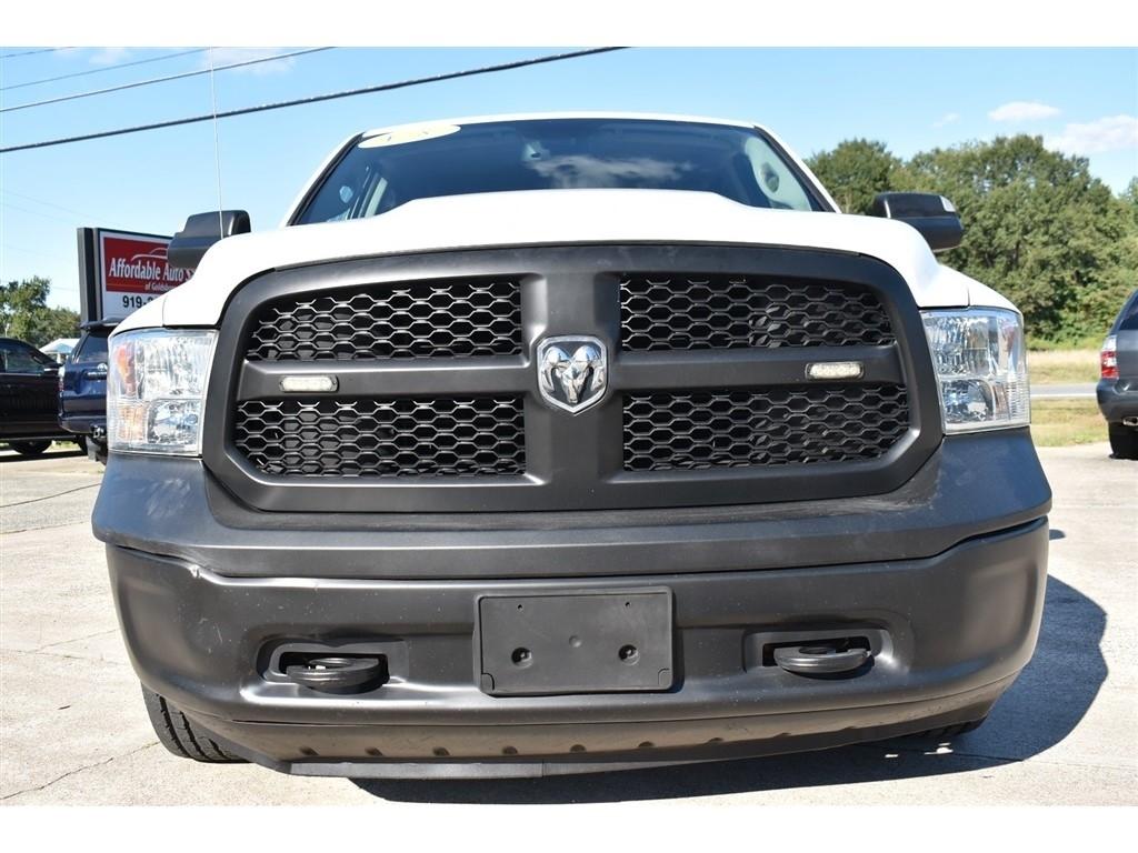 RAM 1500 Tradesman 4x4 Crew Cab 5'7" Box 2018