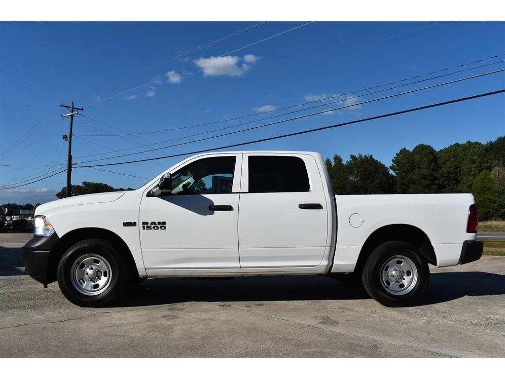 RAM 1500 Tradesman 4x4 Crew Cab 5'7" Box 2018