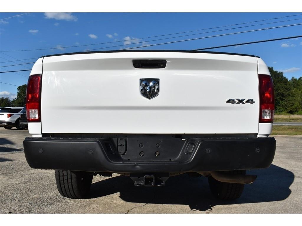 RAM 1500 Tradesman 4x4 Crew Cab 5'7" Box 2018