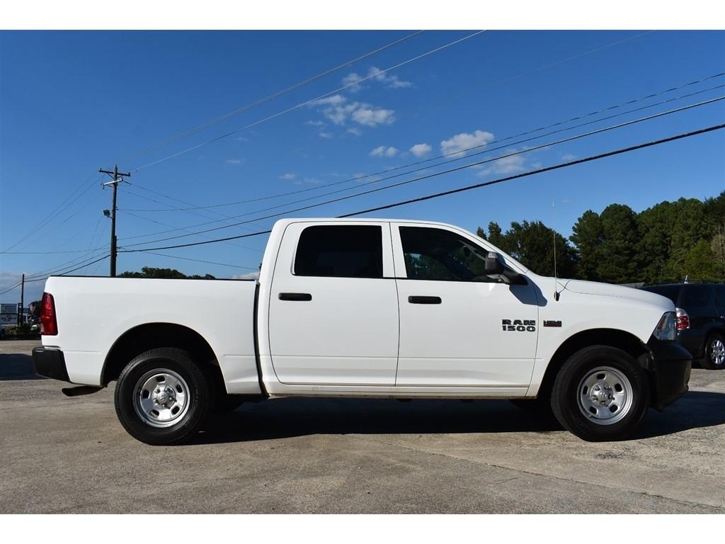 RAM 1500 Tradesman 4x4 Crew Cab 5'7" Box 2018