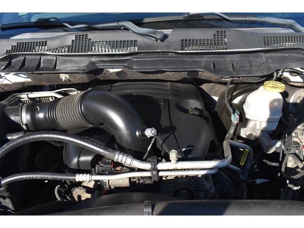 RAM 1500 Tradesman 4x4 Crew Cab 5'7" Box 2018