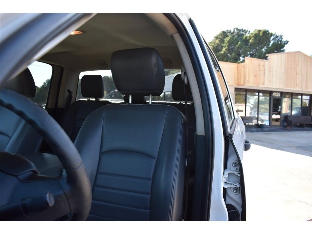 RAM 1500 Tradesman 4x4 Crew Cab 5'7" Box 2018