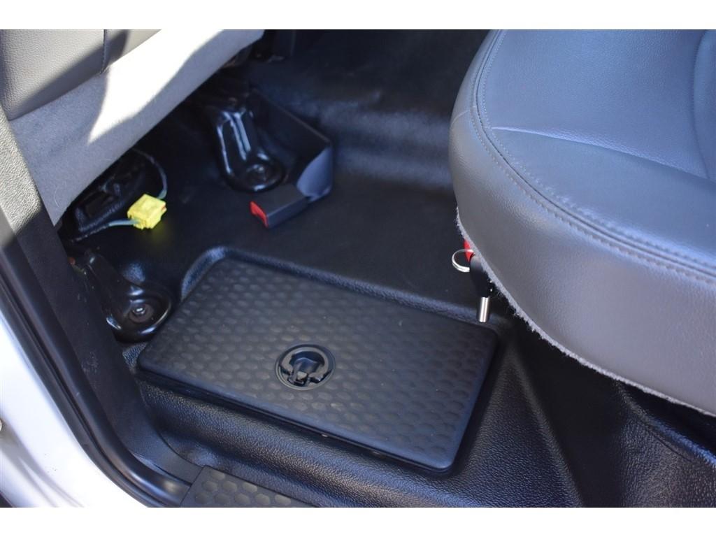 RAM 1500 Tradesman 4x4 Crew Cab 5'7" Box 2018