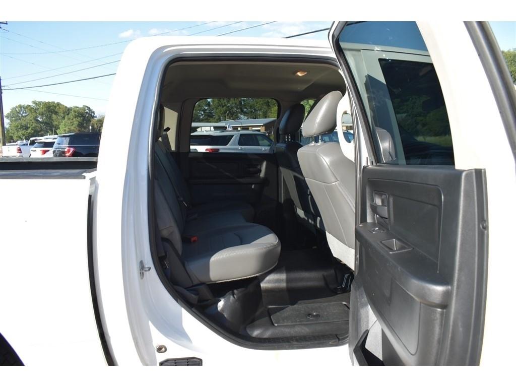 RAM 1500 Tradesman 4x4 Crew Cab 5'7" Box 2018