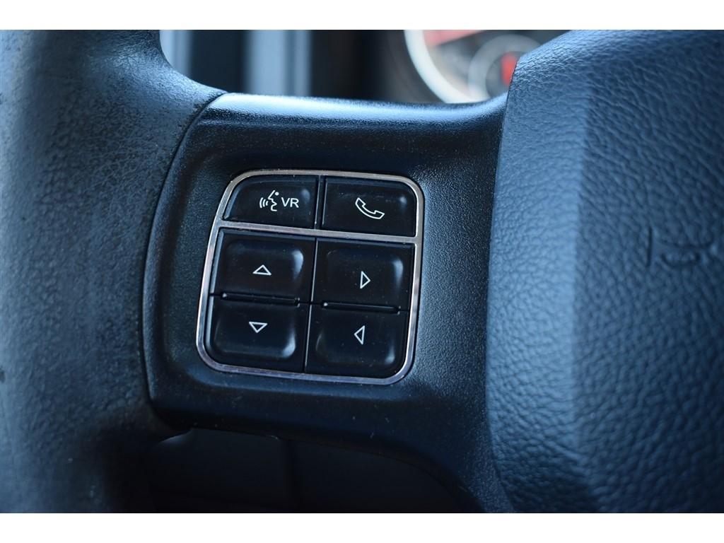 RAM 1500 Tradesman 4x4 Crew Cab 5'7" Box 2018